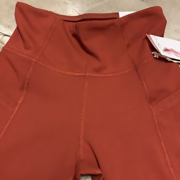 Jessica Simpson brand slimtek figure enhancing burnt orange/rust color leggings - Picture 4 of 11
